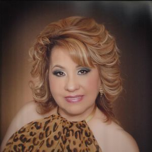 Meet your Posher, Alma